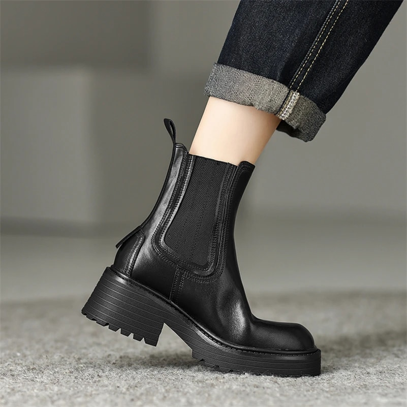 leather ankle chelsea boots color black size 5.5 for women