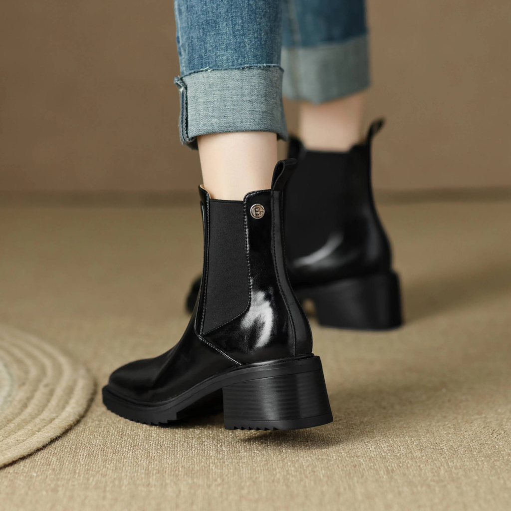 ankle boots color black size 6.5 for women