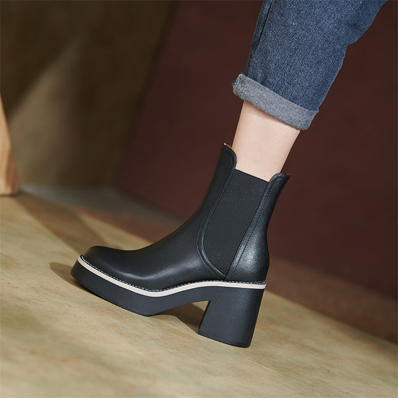 chelsea boots color black size 6 for women