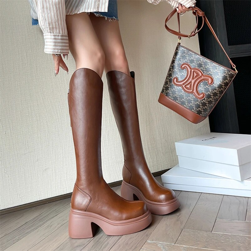 leather boots color brown size 5.5 for women