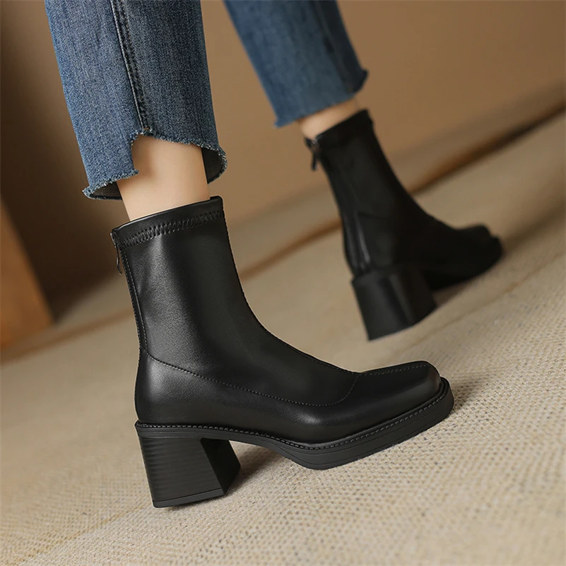 comfortable boots color black size 6 for women