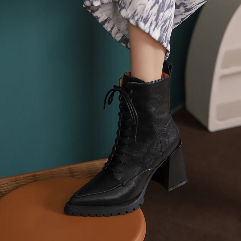 pointed toe boots color black size 5.5 for women