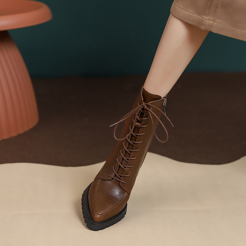 pointed toe boots color brown size 7 for women