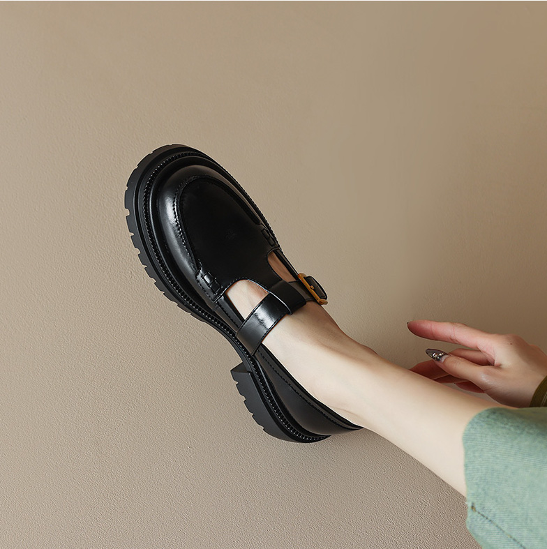 round toe platform shoes color black size 5.5 for women
