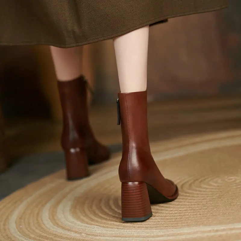 platform boots color brown size 7 for women