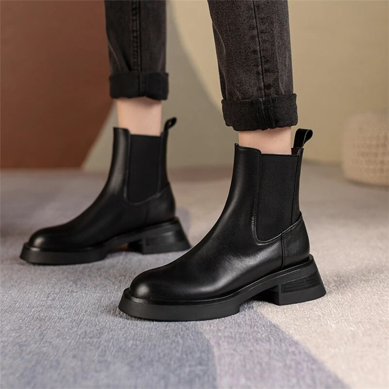 platform boots color black size 5.5 for women