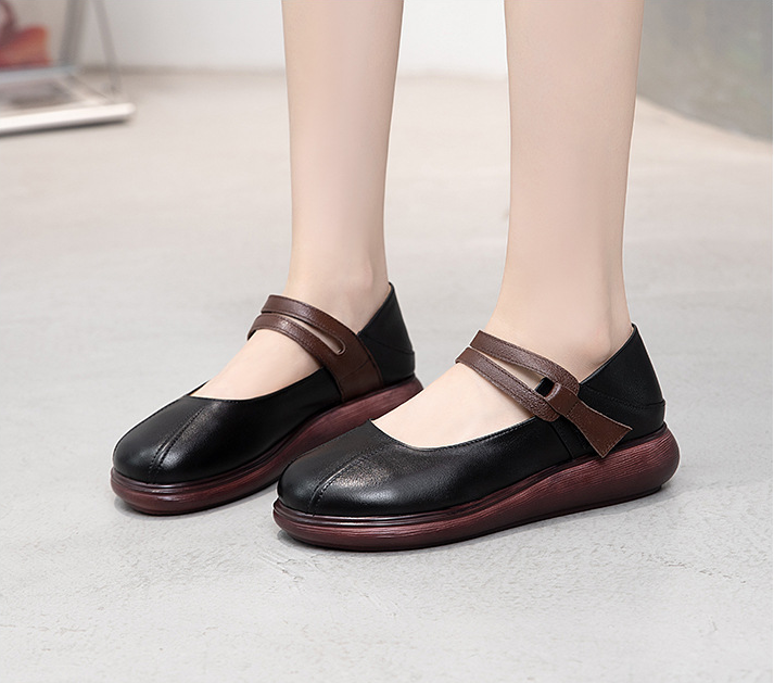 round toe loafer shoes color blakc size 8.5 for women