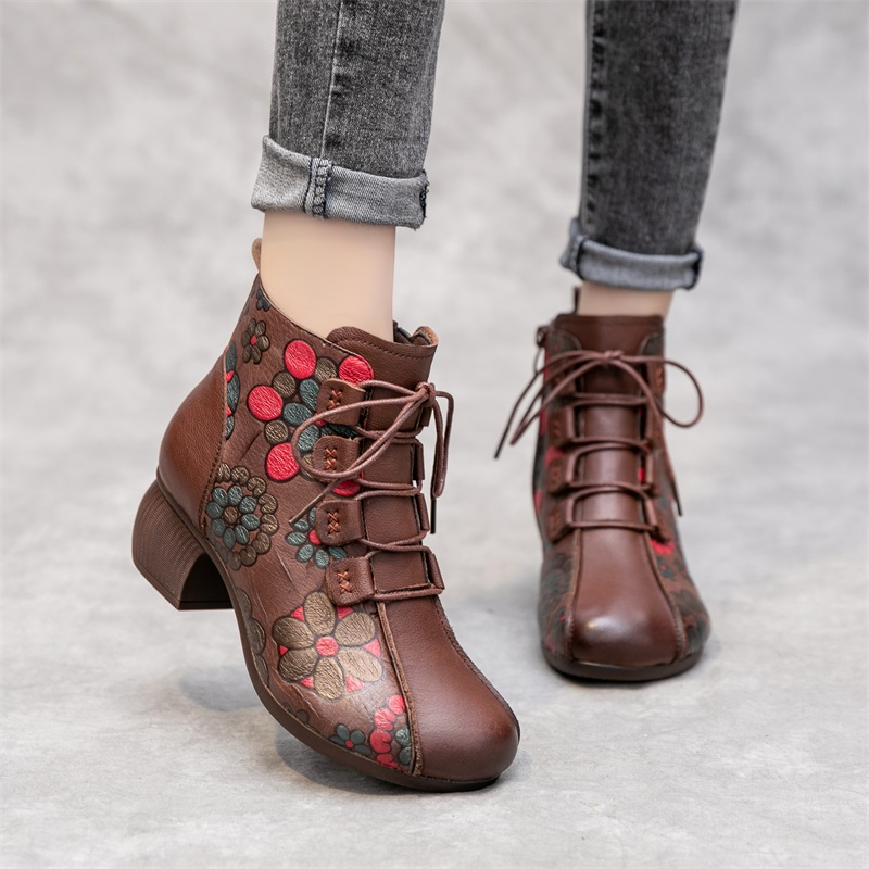 lace up boots color brown size 6 for women