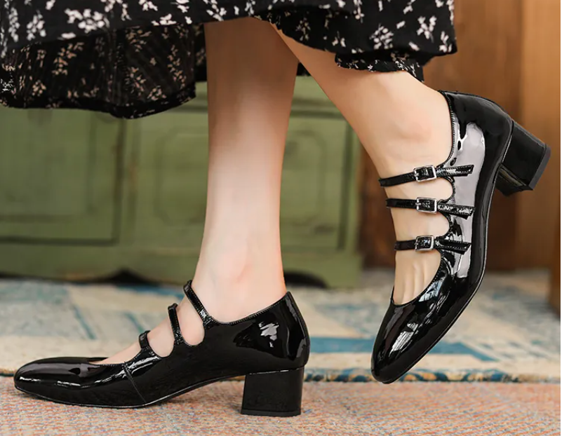 dress pump shoes color black size 5 for women
