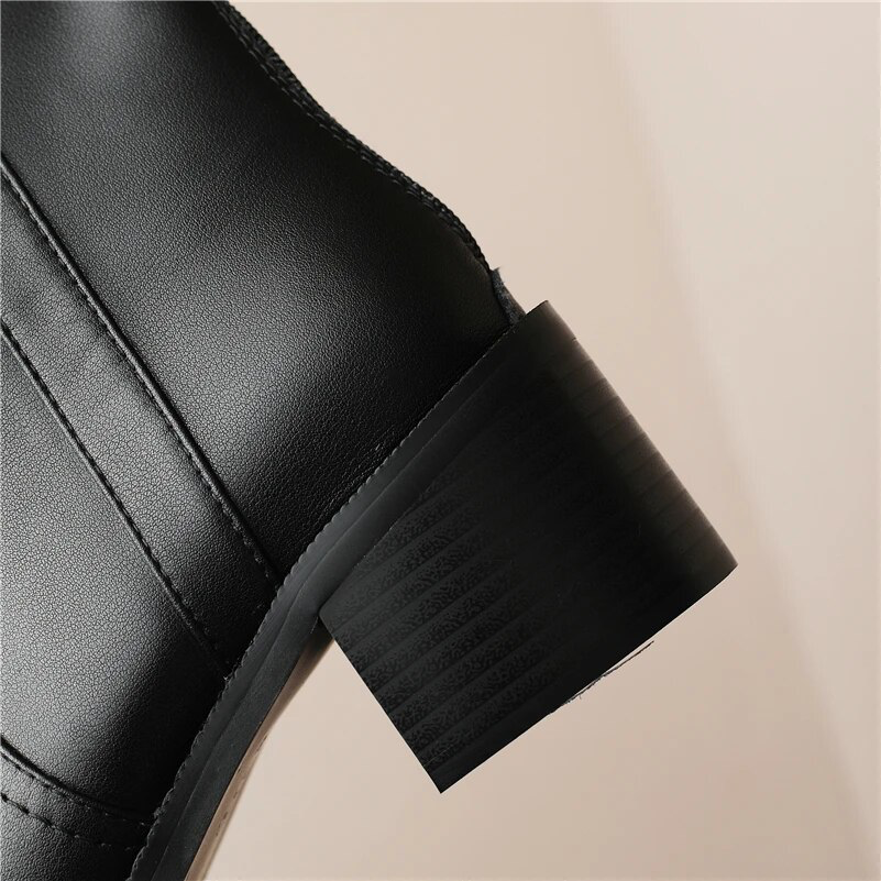 square heel boots color black size 8 for women