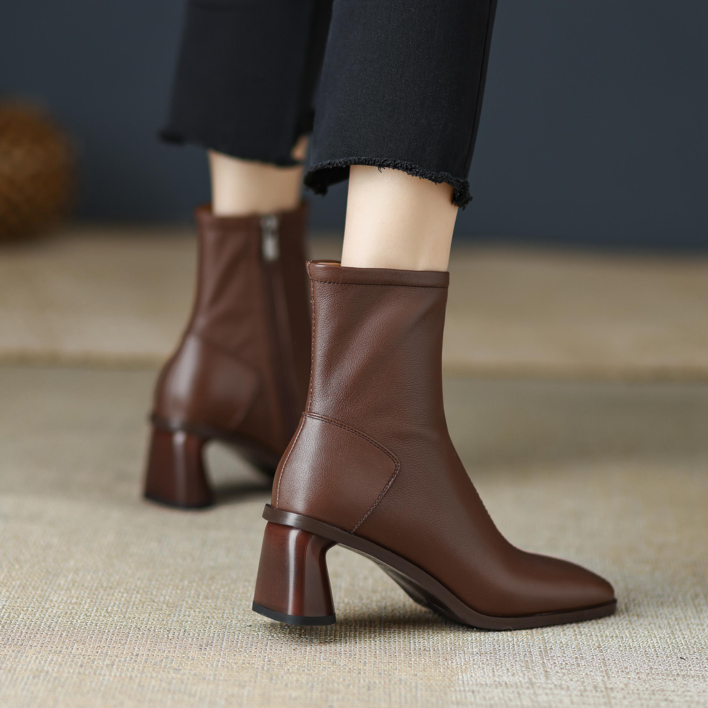 square heel leather boots color brown size 8 for women