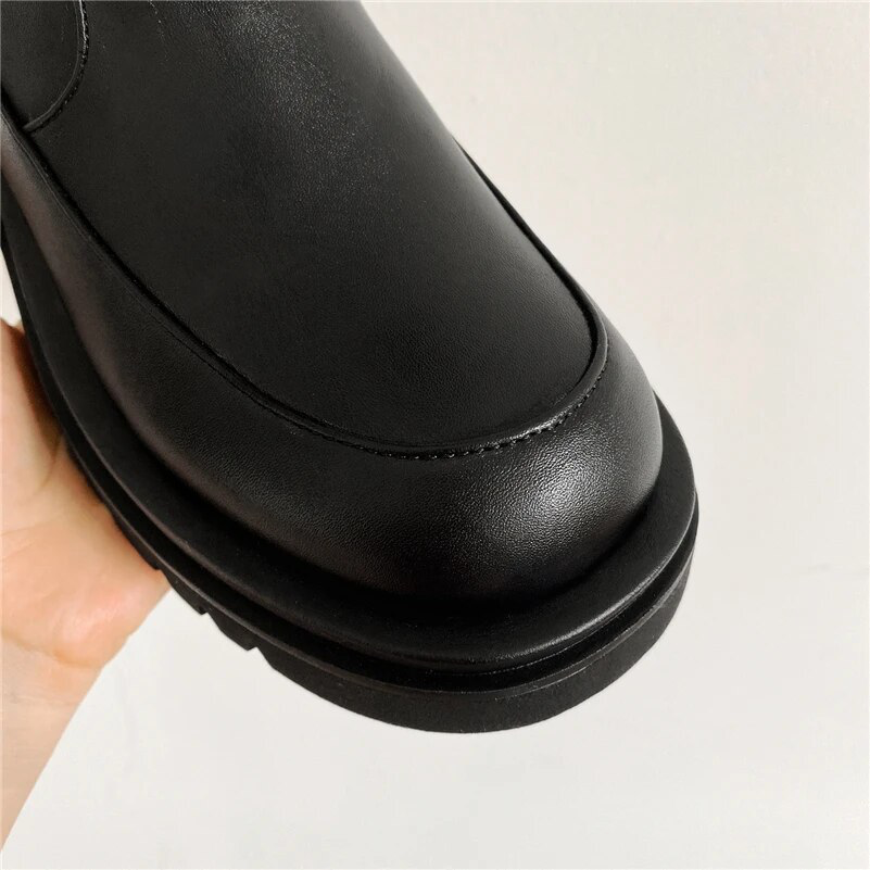 round toe leather boots color black size 9 for women