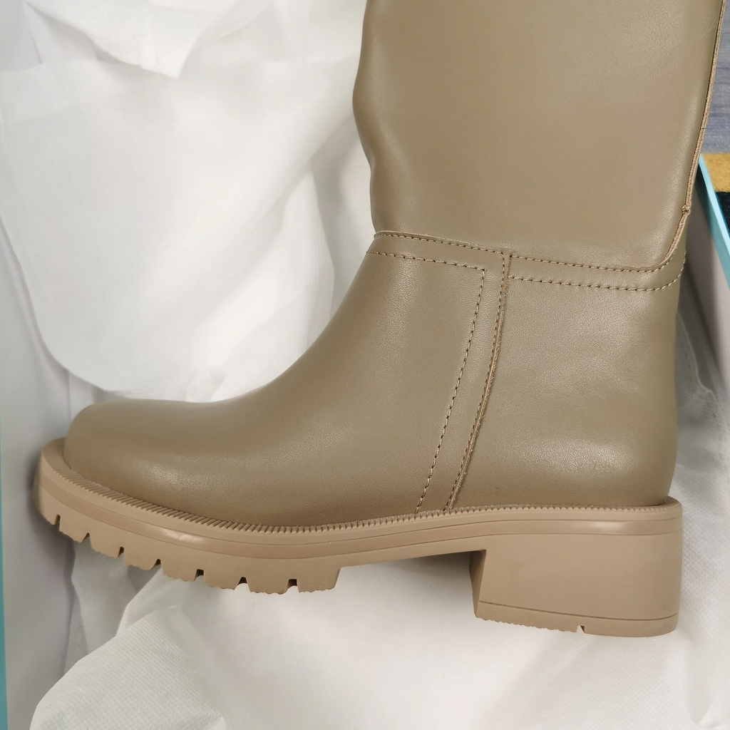 leather boots color apricot size 9 for women