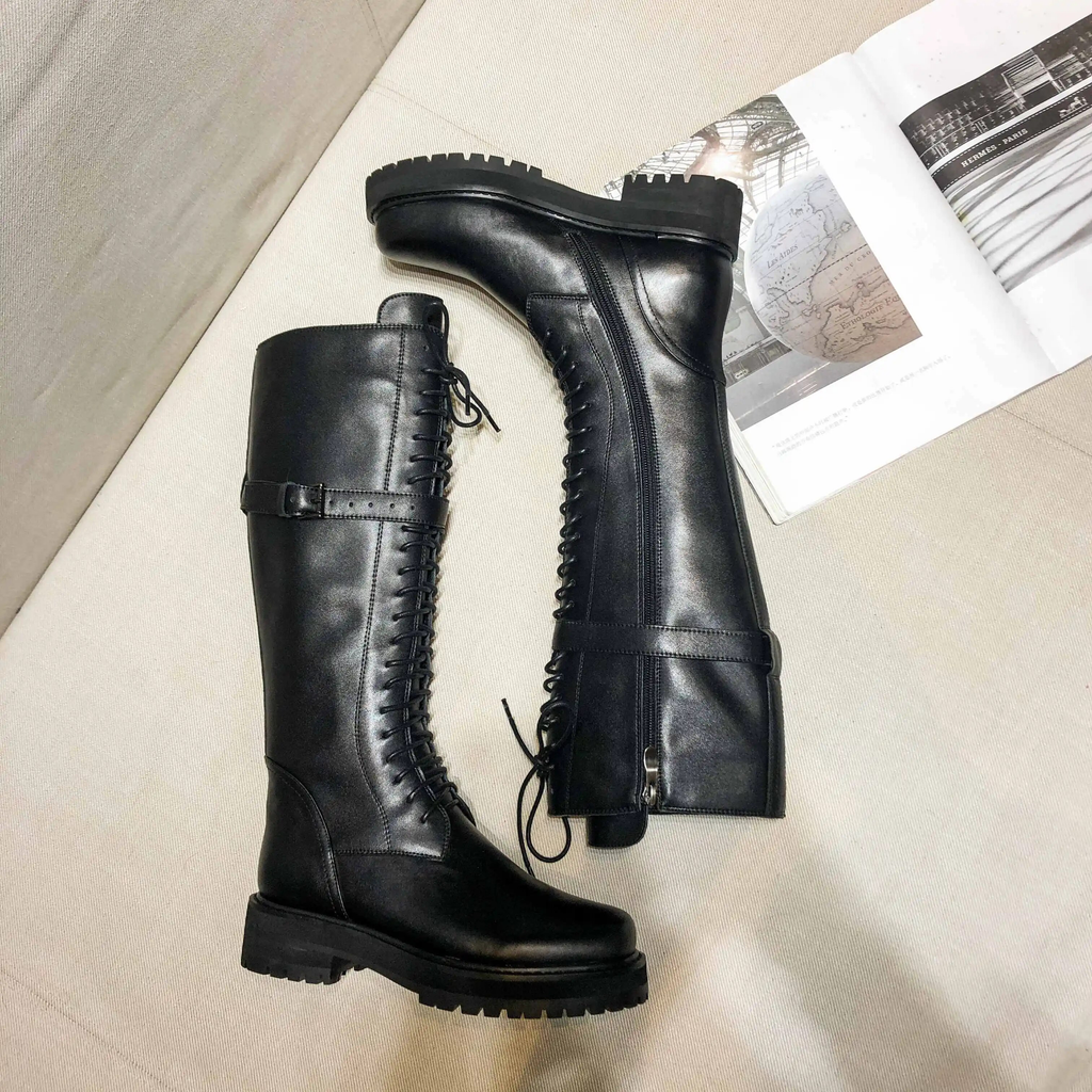 casual boots color black size 8 for women