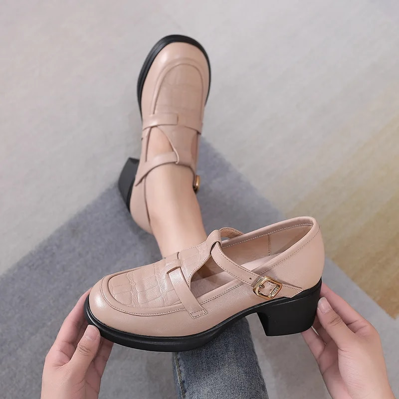 round toe pumps color apricot size 6.5 for women