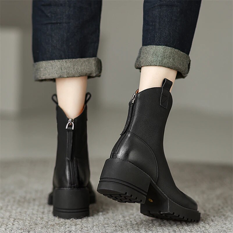 zipper boots color black size 6 for women