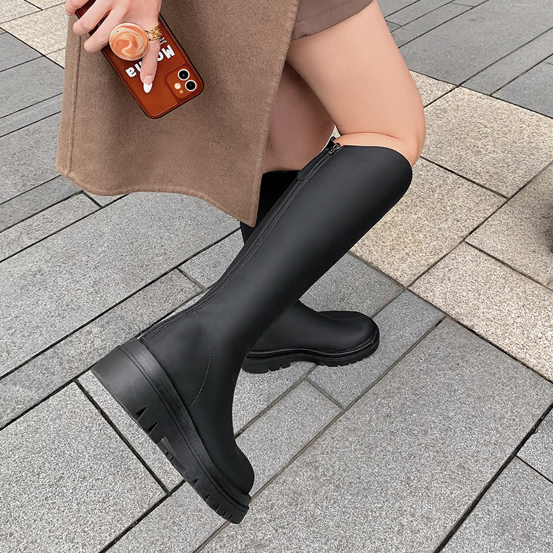 long boots color black size 8 for women