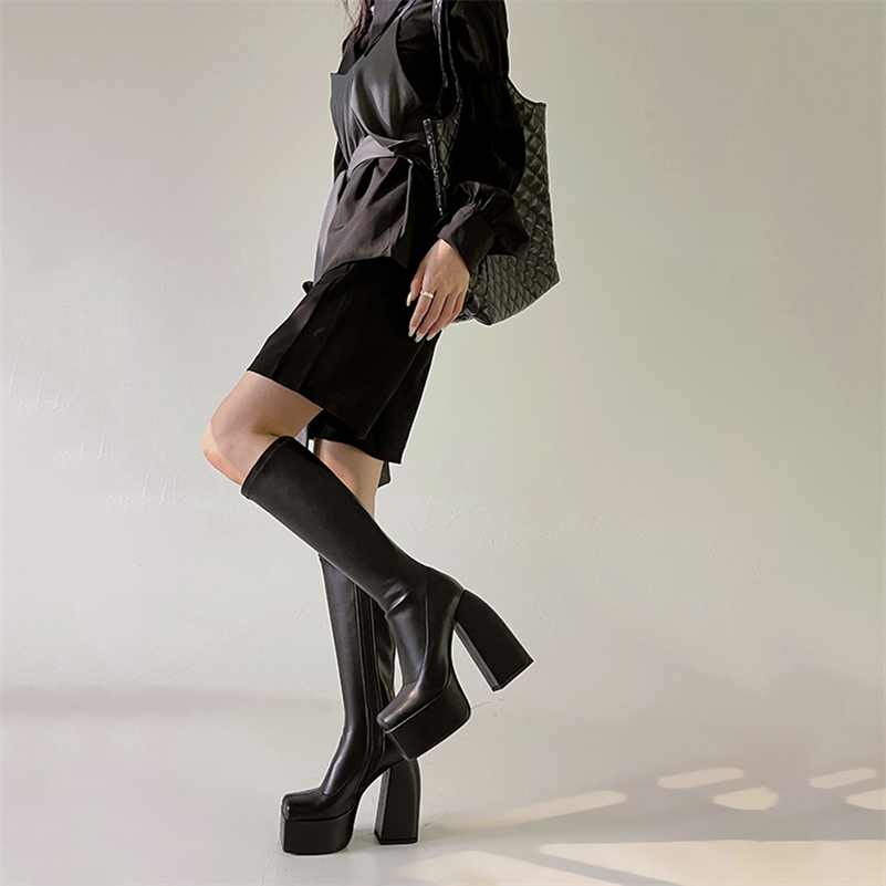 long boots color black size 5 for women