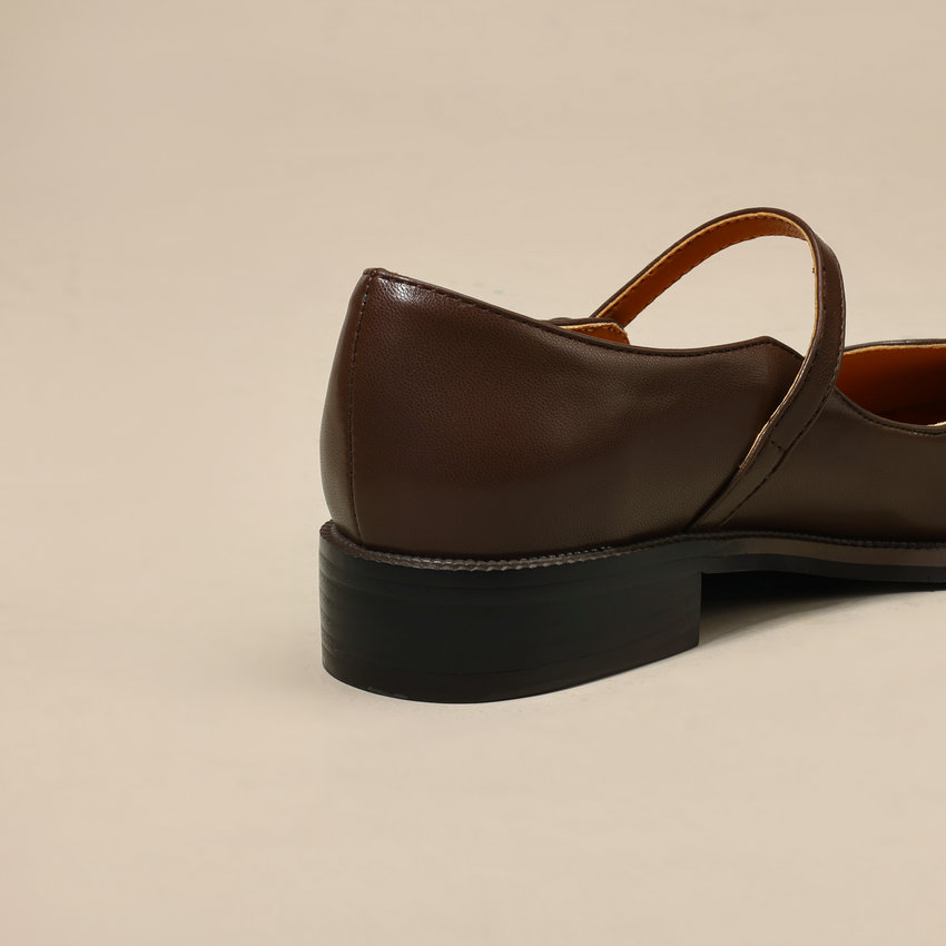 square heel pumps color brown size 8 for women