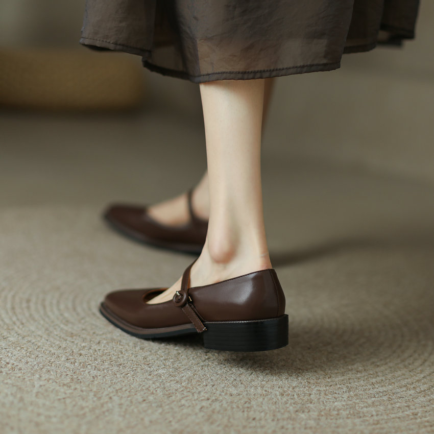 soft pump shoes color brown size 8.5 for women