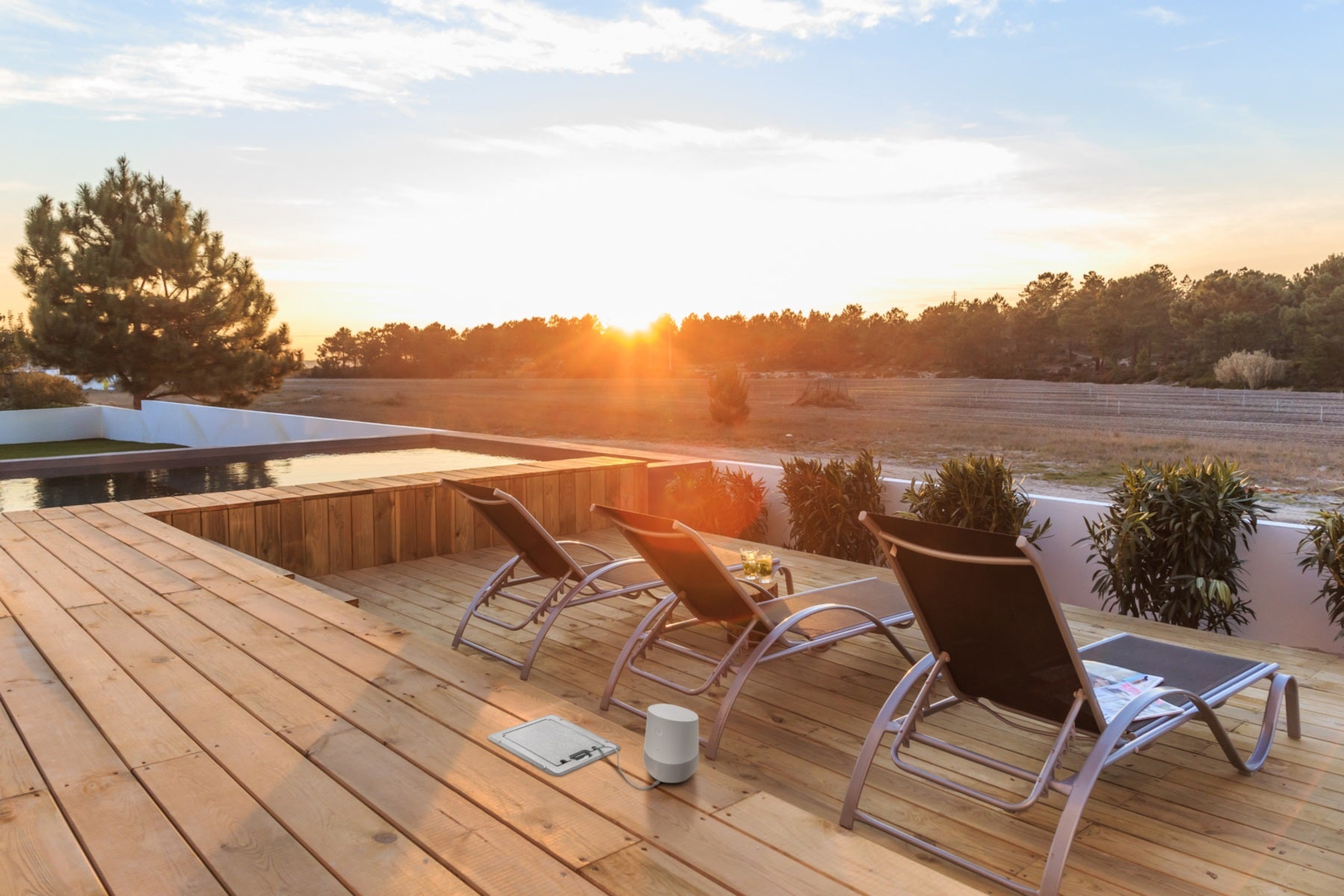 Outdoor Weatherproof Deck Power Box