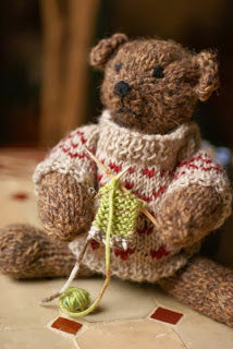 a knitting bear