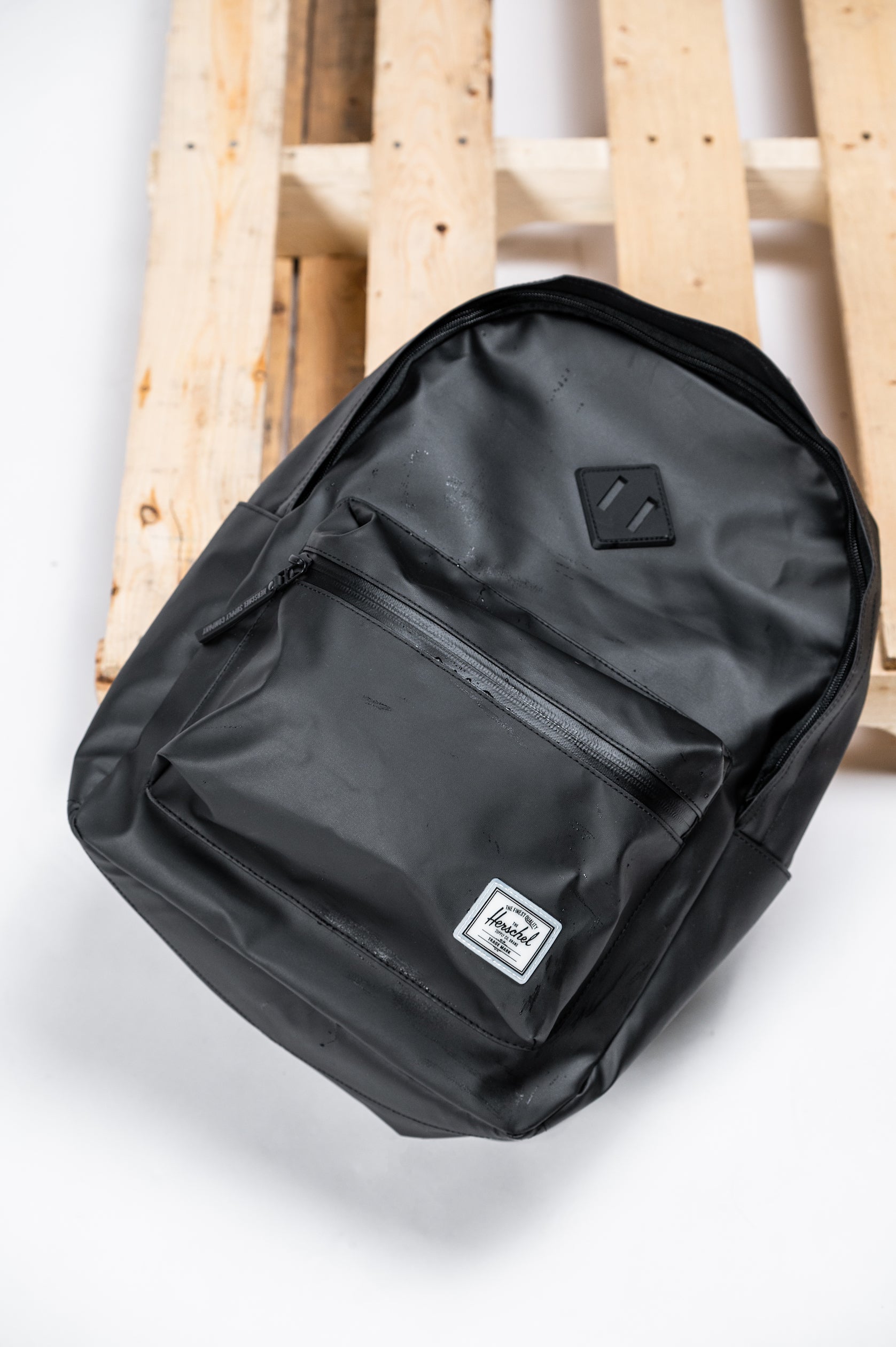 Classic Backpack XL Weather Resistant