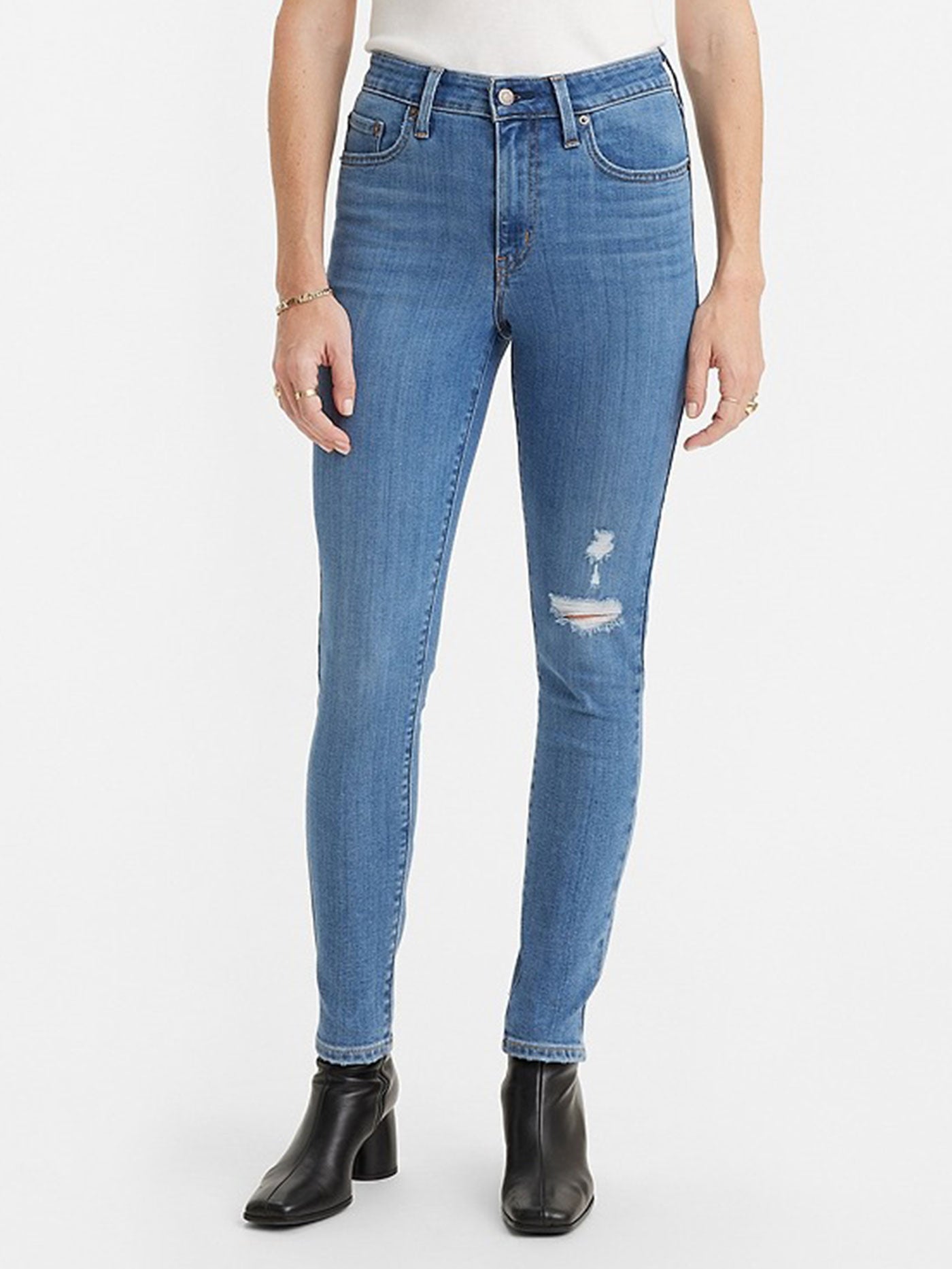 Levis Spring 2023 721 High Rise Skinny Chelsea Bend Jeans | EMPIRE
