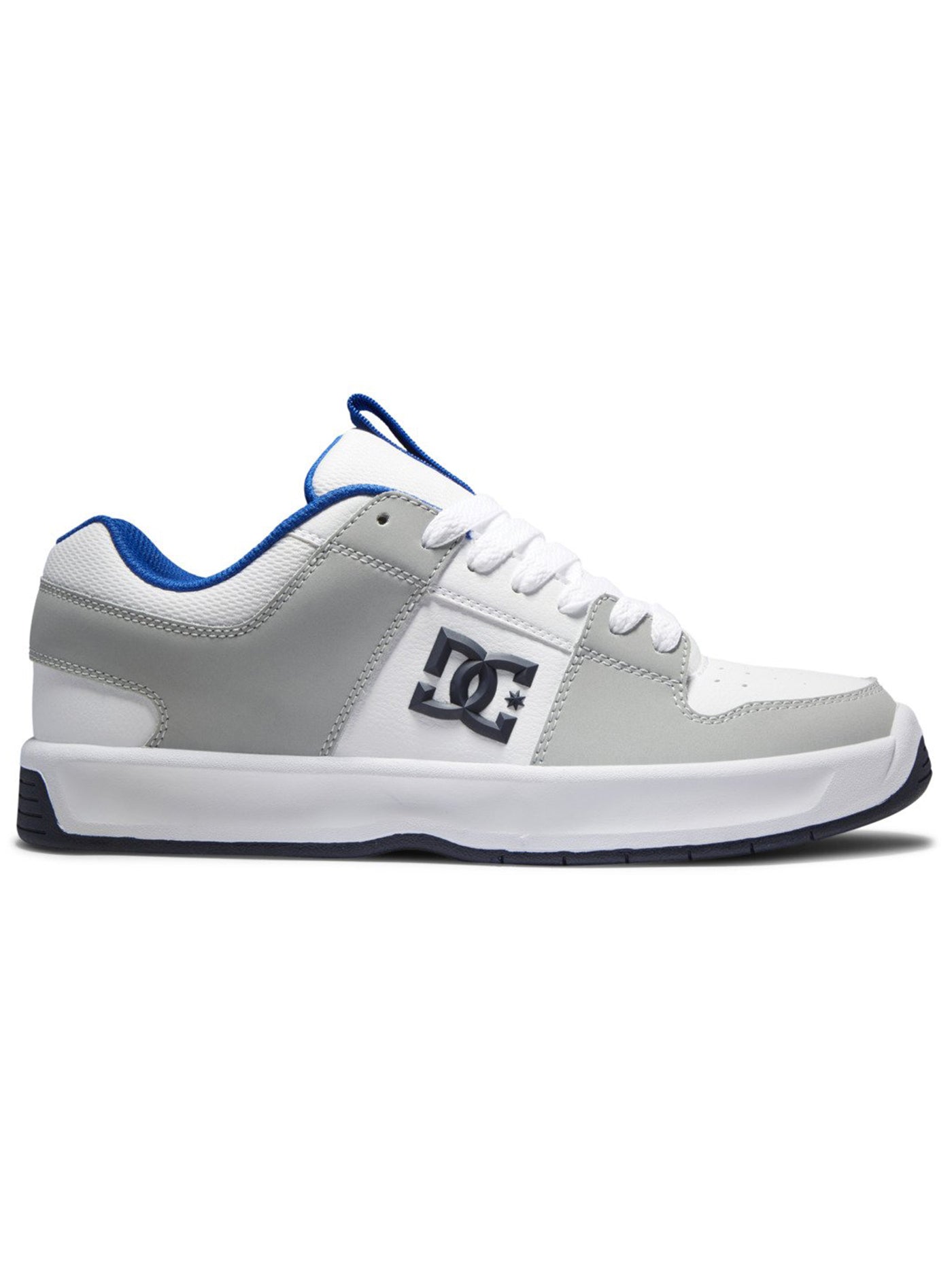what stores sell dc shoes