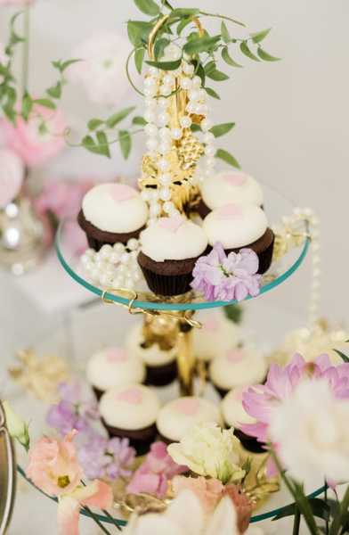 Tiered cupcakes and flowers