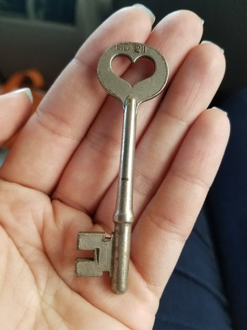 heart key