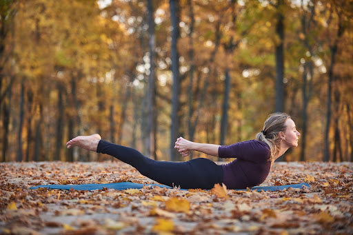 5 Detoxifying Yoga Poses To Start 2022 With A Healthy Gut!
