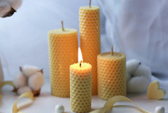 Rolled beeswax candles