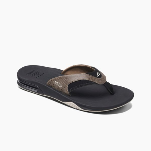 crocs dual comfort flip flops