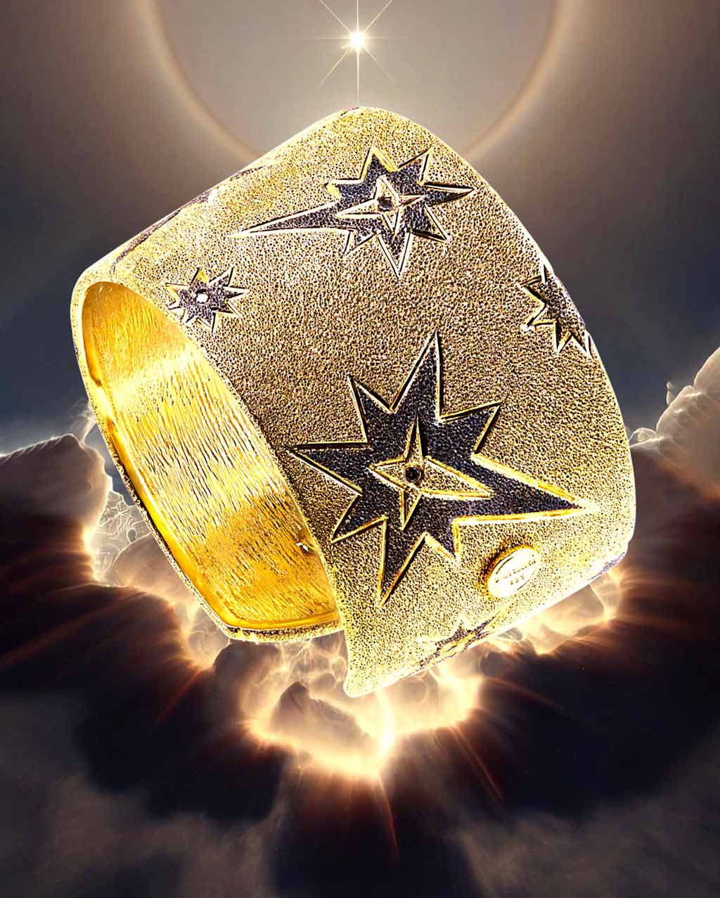 Alex Soldier Star Cuff