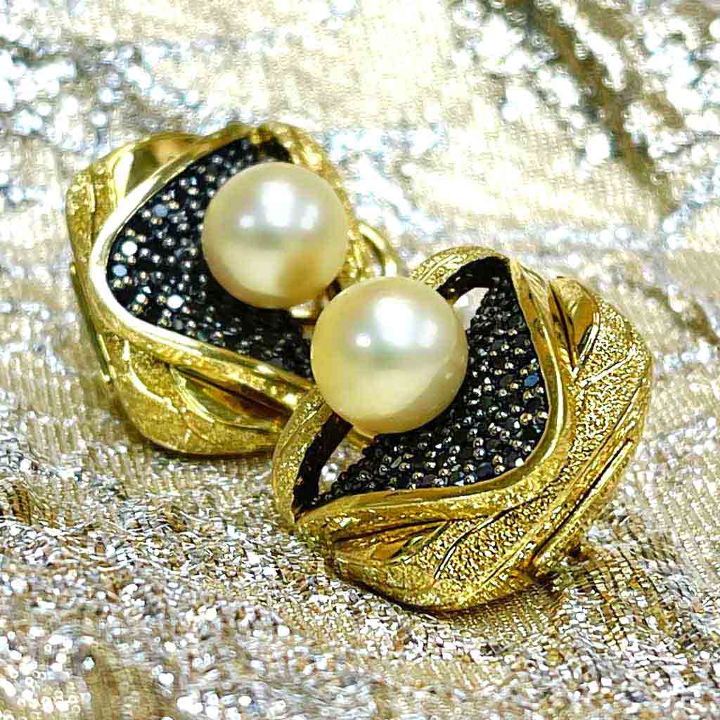 Alex Soldier Trinity Pearl Earrings