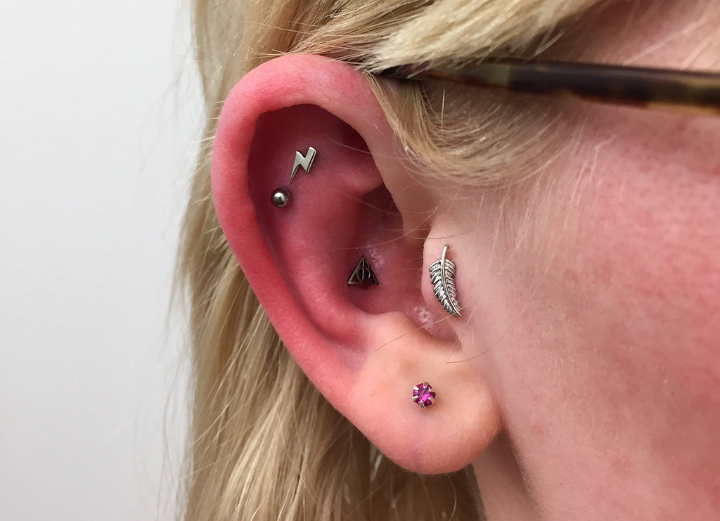 Does a pierced helix cuff earring exist : r/piercing