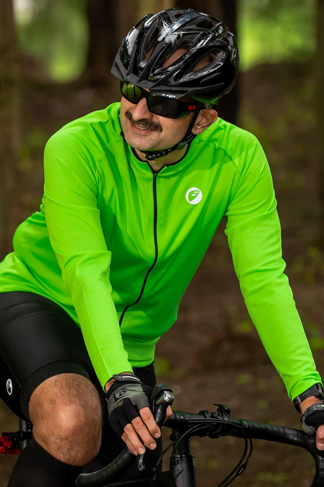 neon green cycling jersey