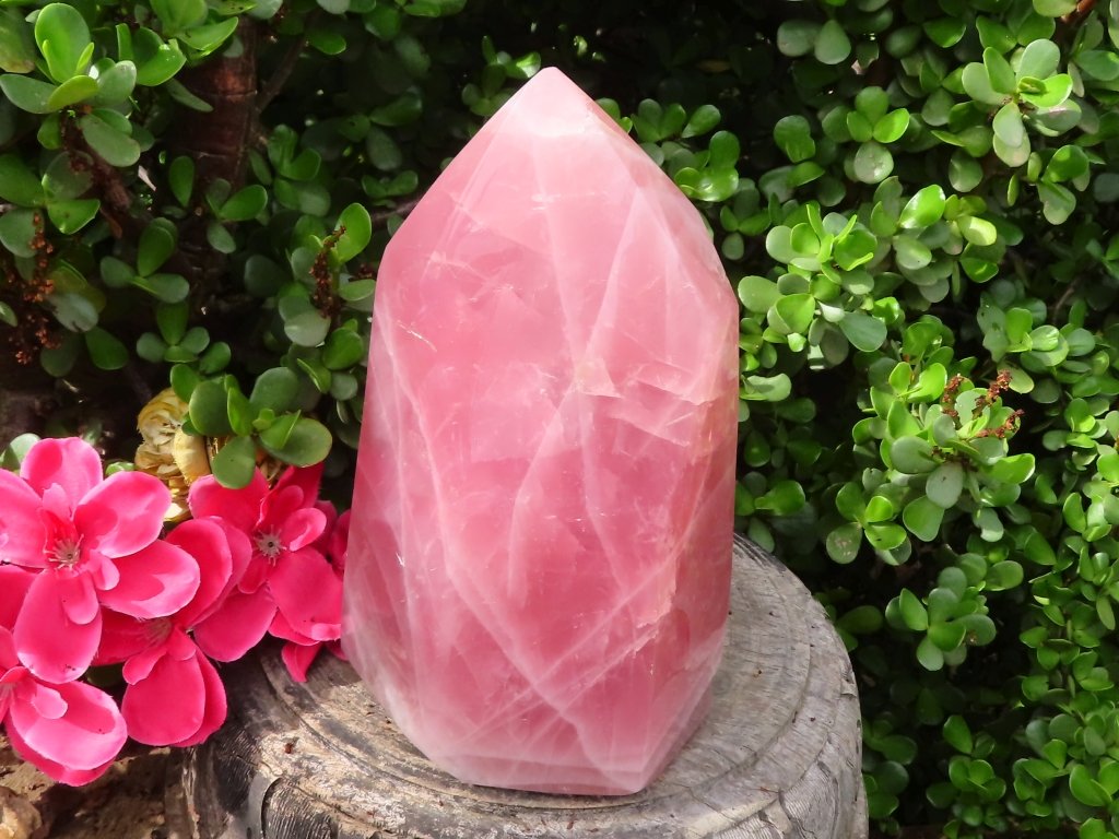 Rose Quartz | Gemstones and