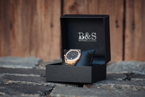 Men’s timeless gold plated watch
