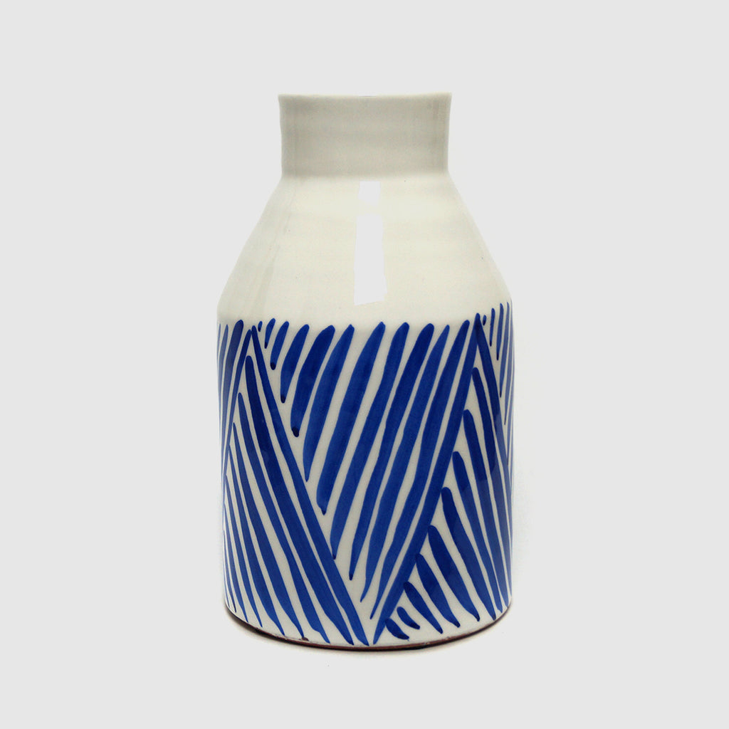 Blue and White Ceramic Vase | Hunter & Co – Hunter & Co.