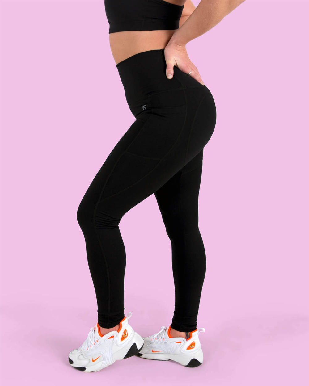 Peachylean, designs supportive gym leggings & cool sportswear ...