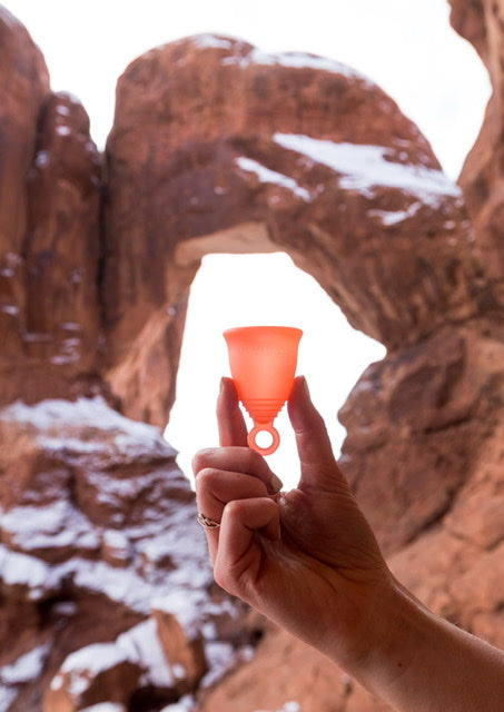 Peachlife Peachcup Menstrual Cups with Ring - Reuasable Period Cups to reduce waste and costs