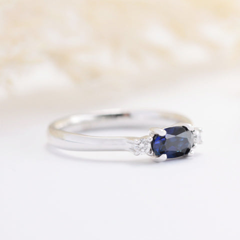 sustainable blue sapphire and diamond ring