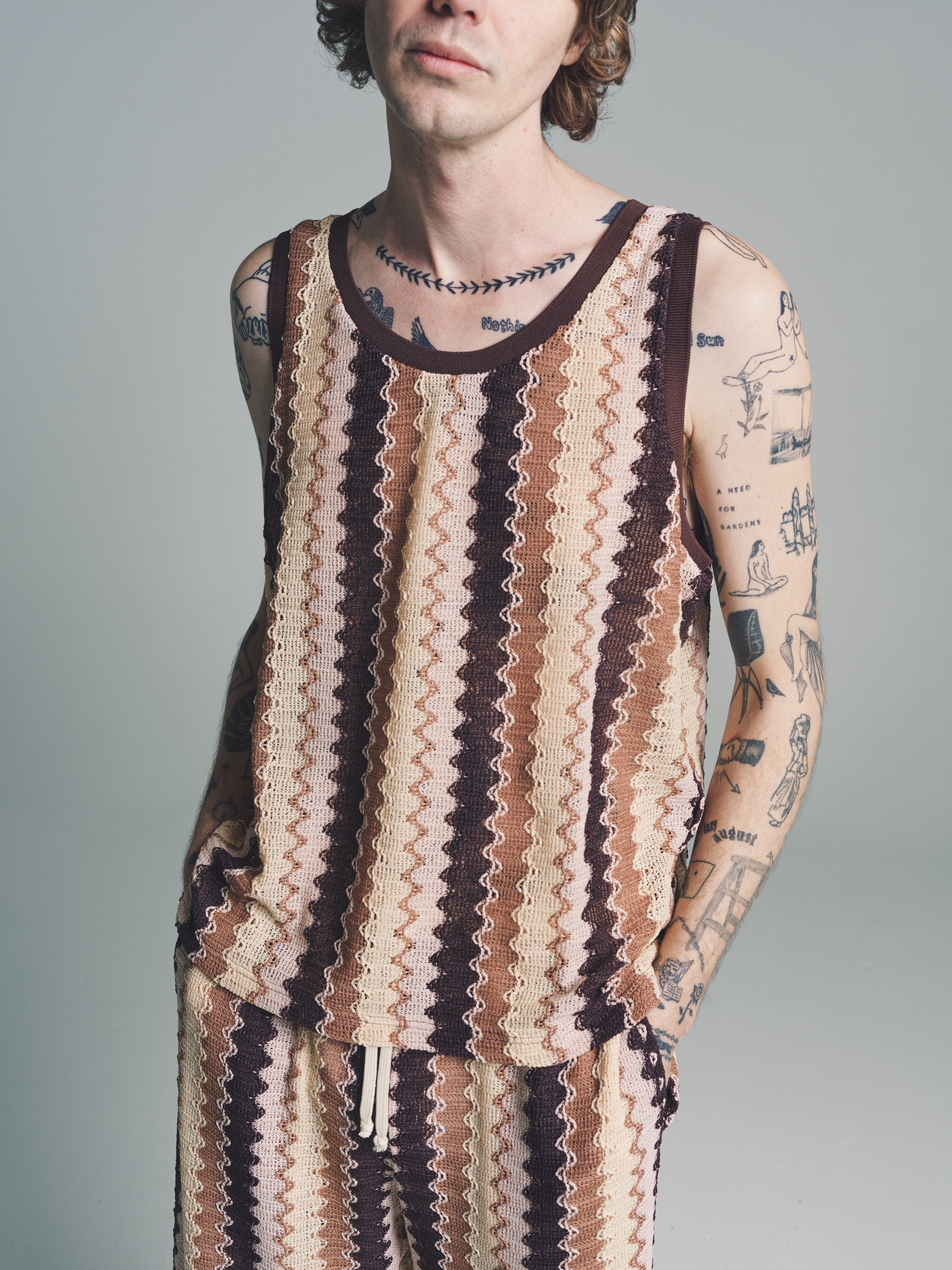 DPTO — Brown Wave Poly Knitted Tank Top