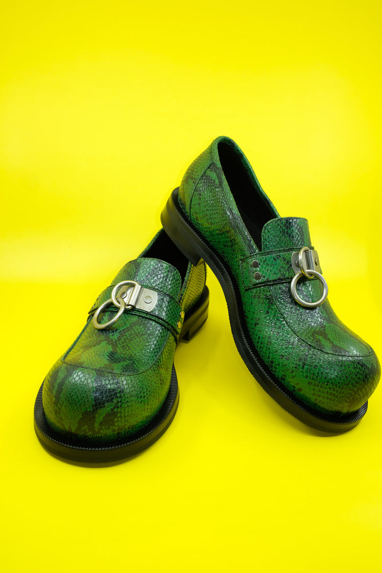 DPTO — Green Faux Snake Leather Bulb Toe Ring Loafer