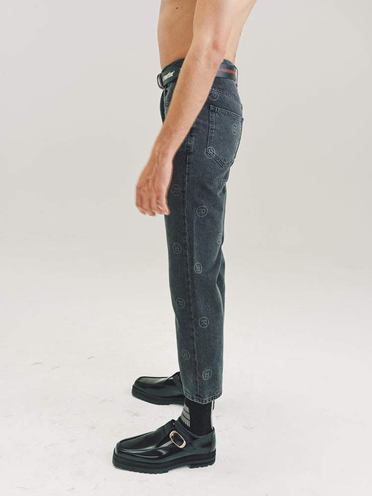 DPTO — Black Washed All Over 'R' Cropped Jean