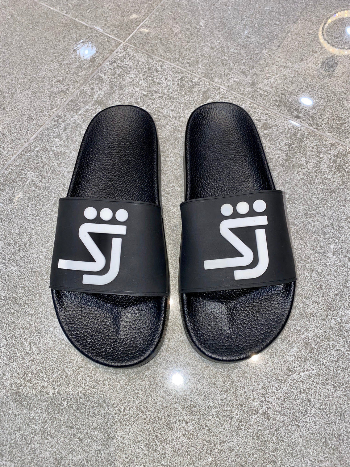 SJ Footwear – DT BV