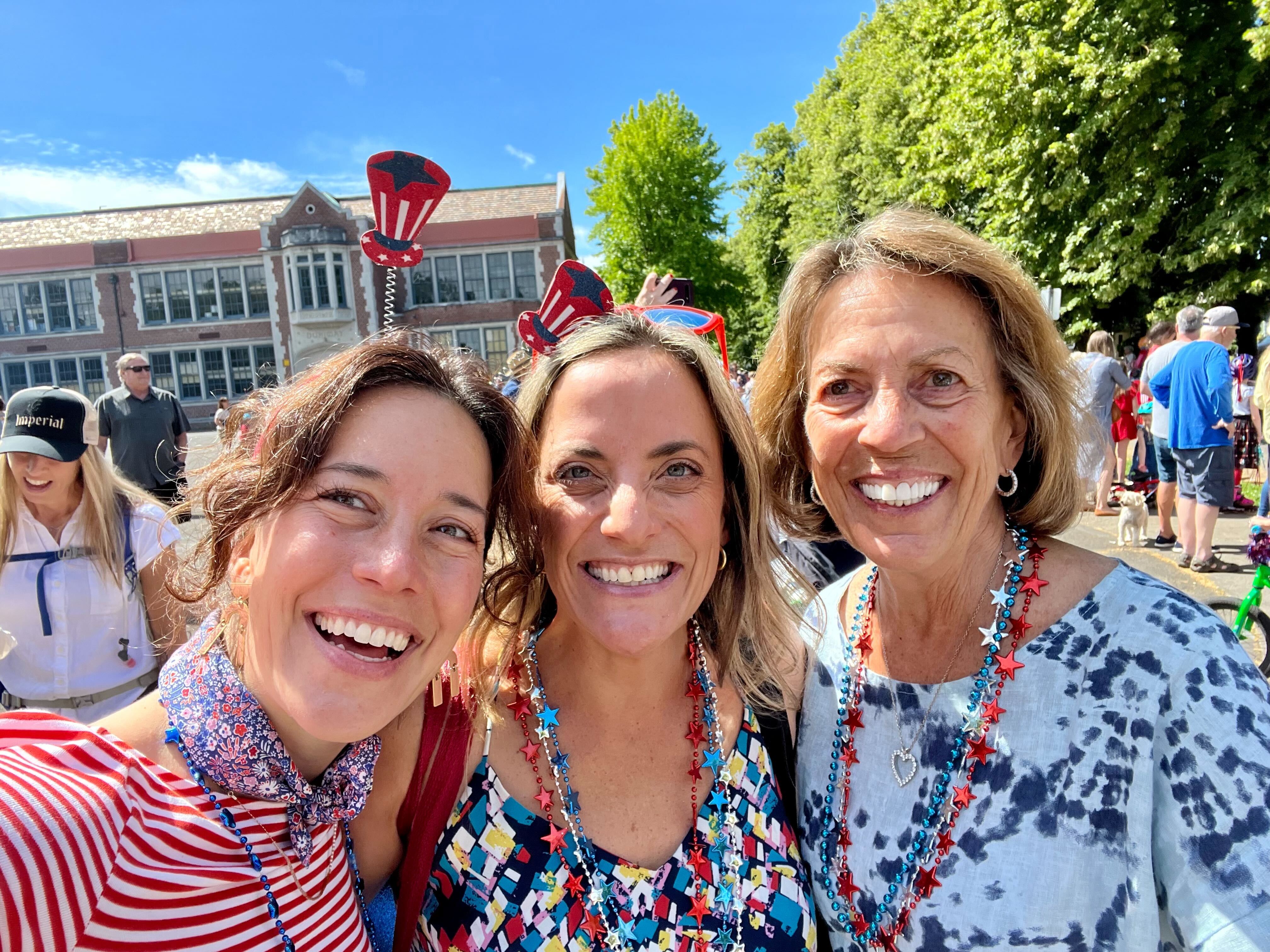 Donna, Jodi, and Jen Enjoying Family Time Together