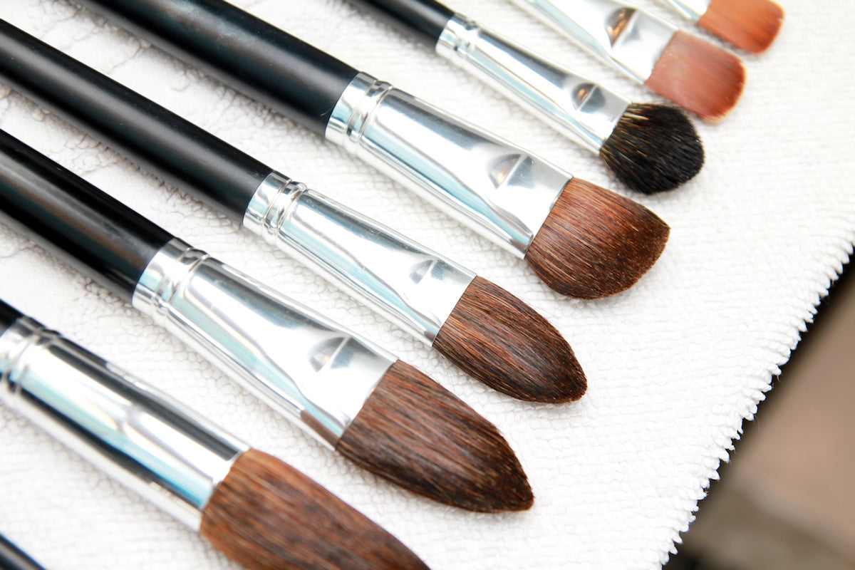 what's good to clean makeup brushes